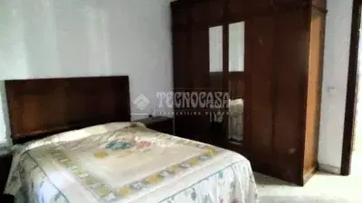 Casa Rustica en Arahal con 3 Dormitorios y Barbacoa