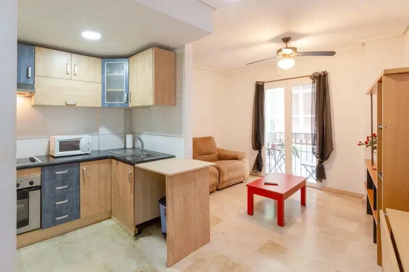 Venta Piso Amueblado Casco Antiguo Alicante 90m2