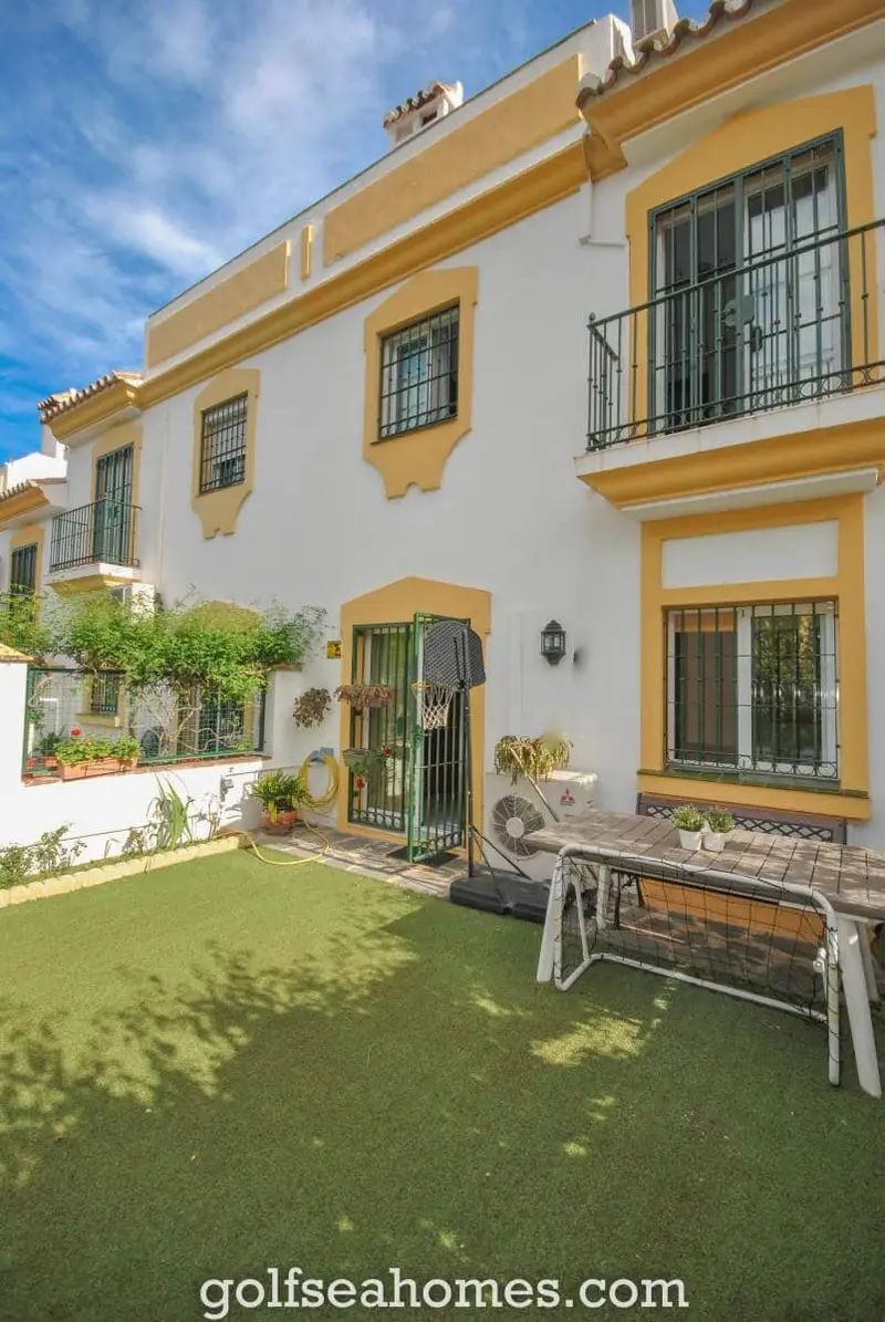 Adosado en Arroyo de la Miel con Jardin Barbacoa y Garaje