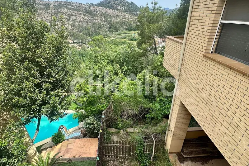 Piso en Venta en La Pobla de Claramunt 202m2 5 Dormitorios 3 Baños Terraza Parking