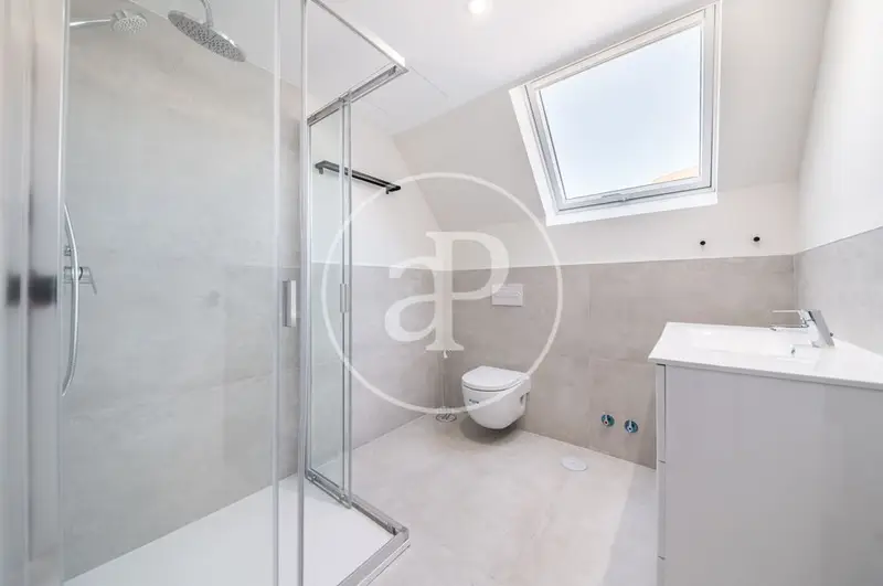 Atico Duplex 2 Dormitorios Cuzco Madrid
