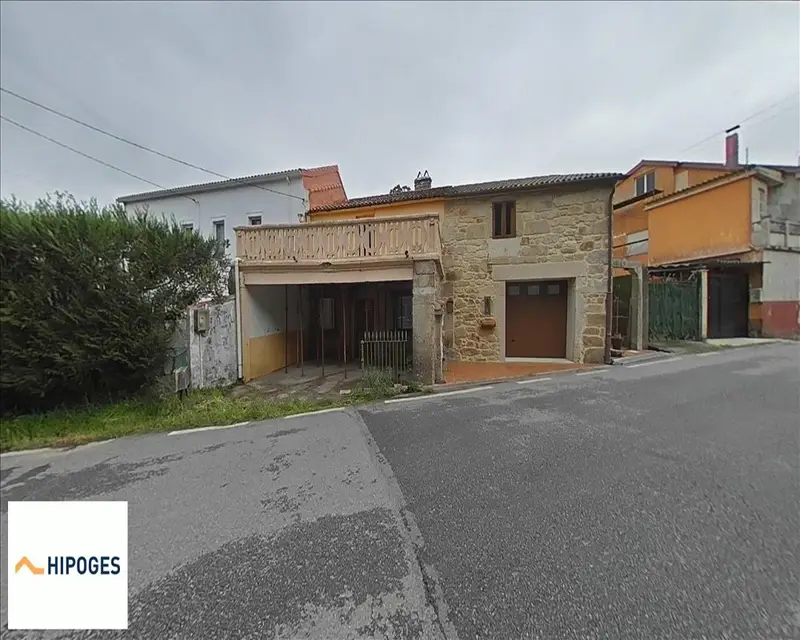 Casa Unifamiliar 352m2 4 Habitaciones Outes