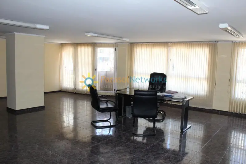 Oficina en Alquiler Oliva Valencia 208m2
