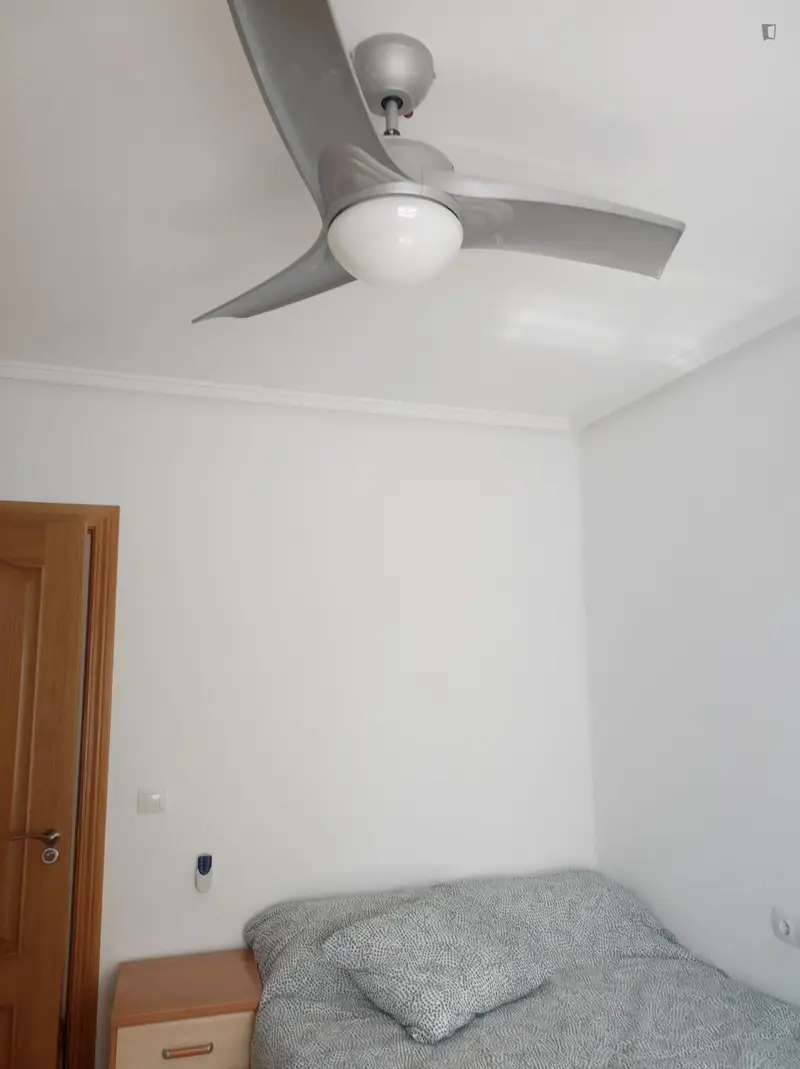 Apartamento 4 Dormitorios Tres Forques Valencia Reformado