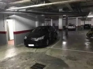 Garaje en venta en Dos Hermanas 25m²