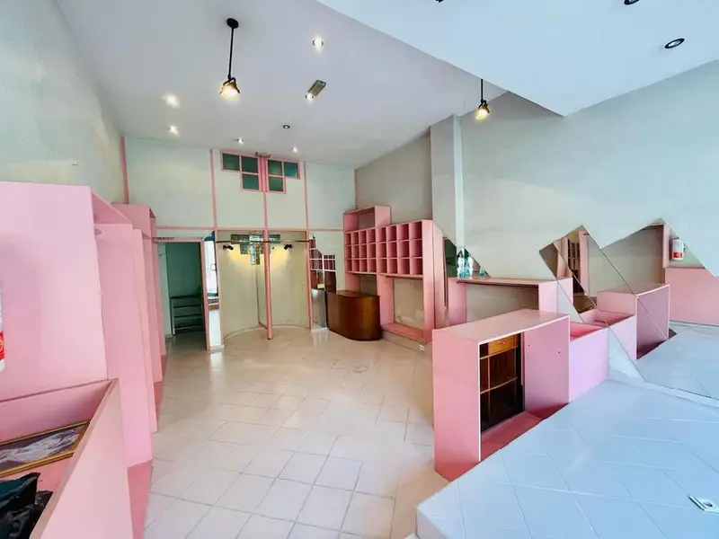 Venta Local Comercial 65m² Avda Cabo de Gata Almería