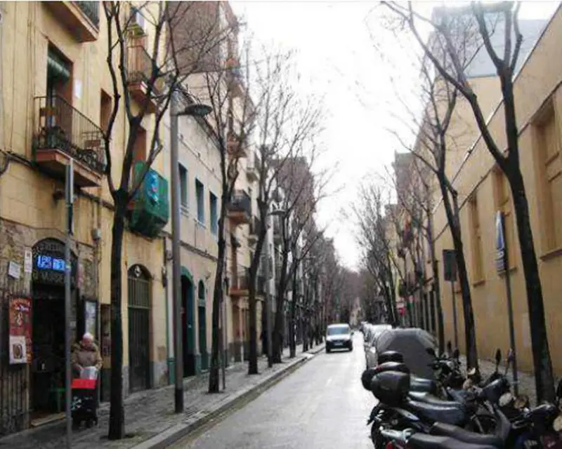 Garaje en venta en Barcelona 1336 m2