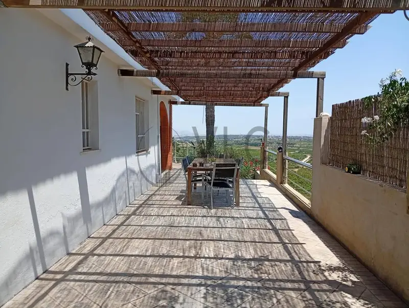 Chalet en Venta en Picassent con Vistas Panorámicas