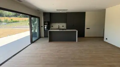 Chalet en Venta Masia Bach Golf 253m2 4 habitaciones
