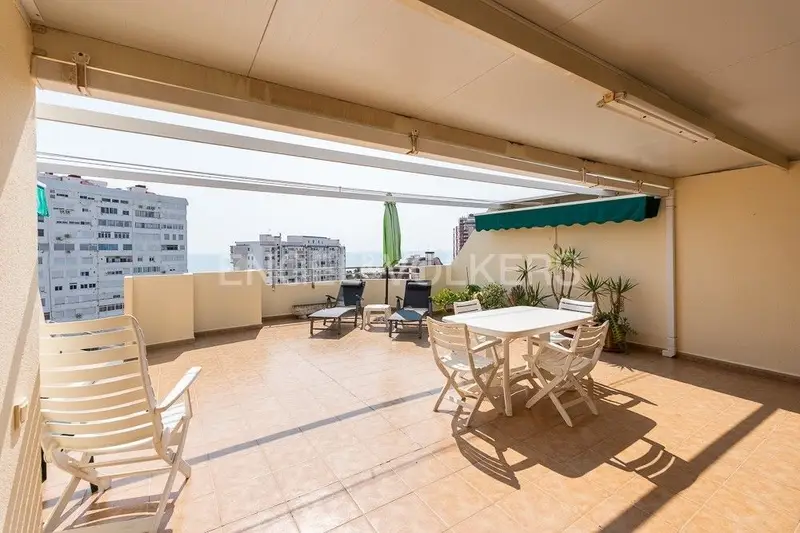 &#x3c;h2&#x3e;Ático Dúplex en Urbanización Privada con Piscina cerca de Valencia&#x3c;/h2&#x3e;