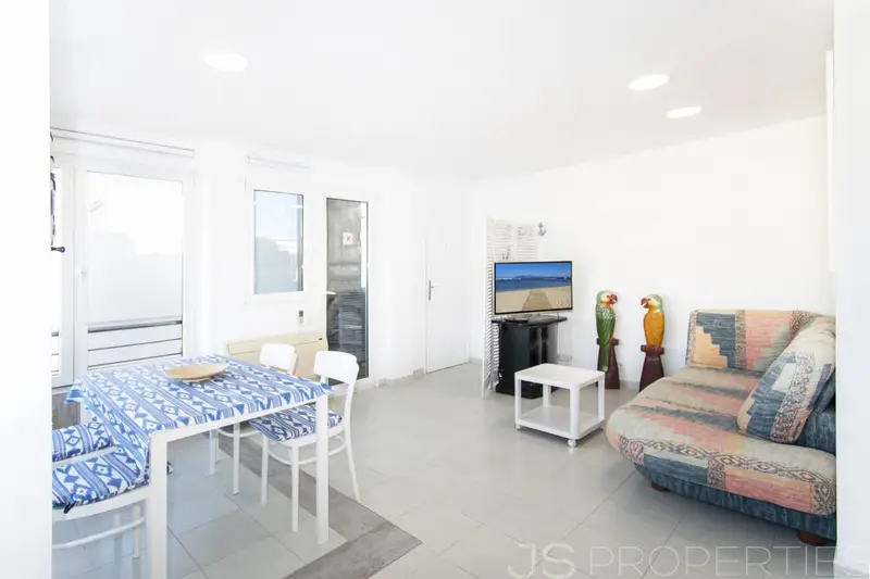 Áticos de Lujo en Puerto Pollensa: 4 Dormitorios, Jacuzzi y Vistas al Mar