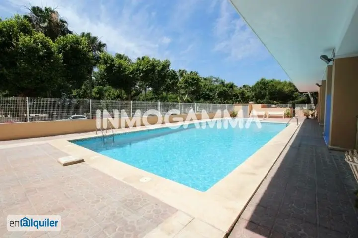 Apartamento en Alquiler en San Antonio - Avenida