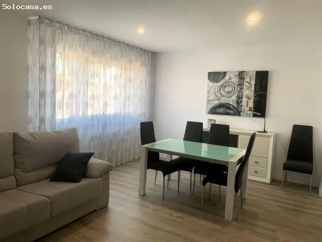 Adosado 230m² en Ciudad Jardin Plasencia 3 Habitaciones 3 Baños Garaje