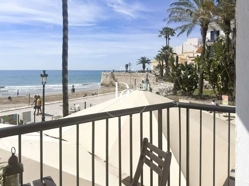 Apartamento en Sitges con Licencia Turistica Primera Linea de Mar