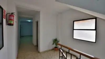 Piso en Venta Avda Malága 134m2 4 Dorm 2 Baños
