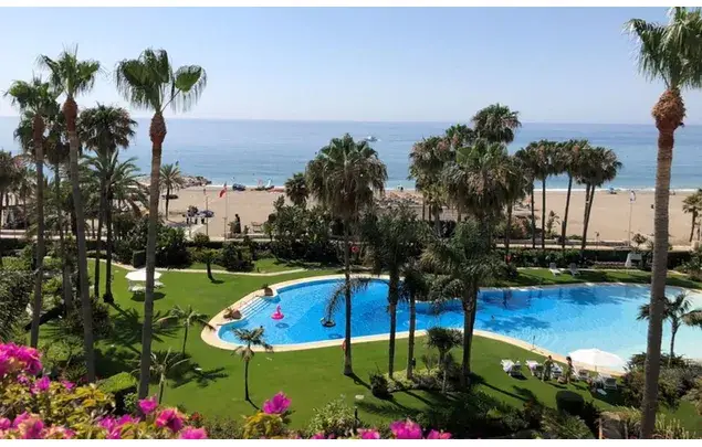 Apartamento 3 Dormitorios 70m2 Primera Linea Playa Marbella