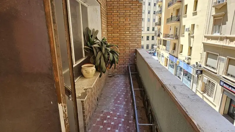 Piso en Soho Malaga a Reformar con Terraza