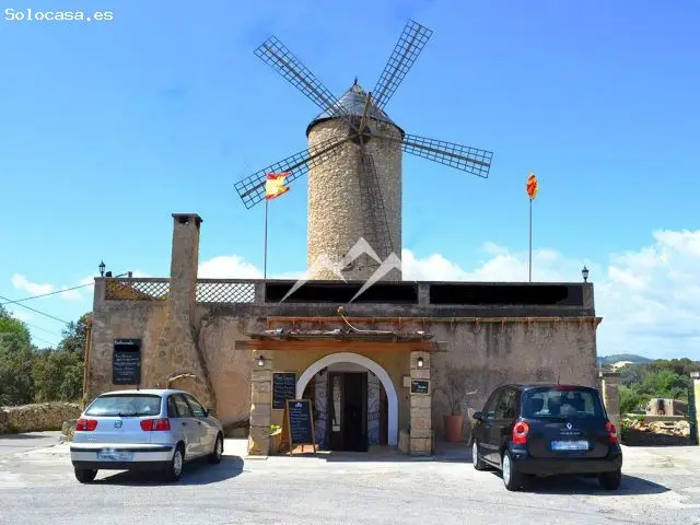 Molino De Viento Del Siglo Xix En Capdepera