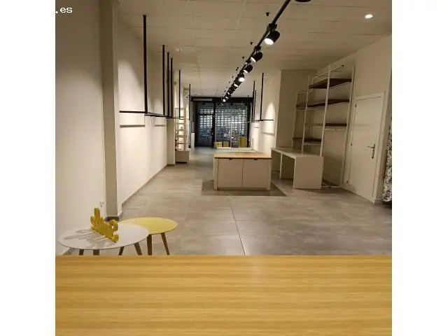 Local en Traspaso Passeig Verdaguer Totalmente Acondicionado