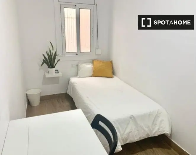 Apartamento de 4 dormitorios en Barcelona
