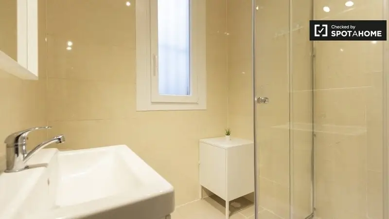 Apartamento 6 Dormitorios 2 Baños Madrid Alquiler Spotahome