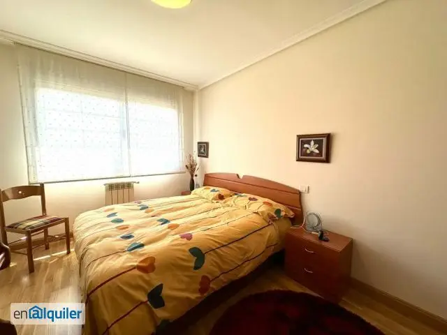Alquiler Piso Estudiantes MIR Oviedo MonteCerrao 2 Habitaciones Garaje