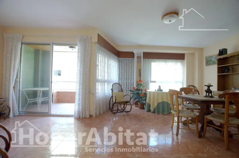 Casa en Cullera con dos Terrazas y Garaje para 5 Coches