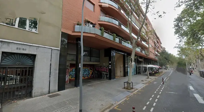 Venta Local Comercial Barcelona 197m2 Plaza Parking