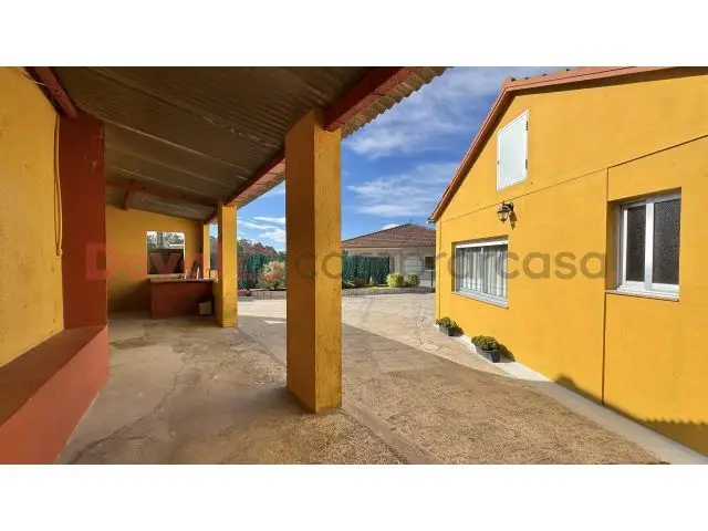 Casa en Insuas O Porriño Planta Baja con Alma