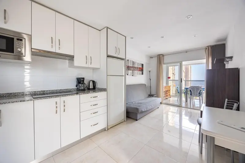 Apartamento Benidorm Levante 2 dormitorios Terraza Reformado