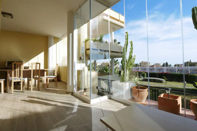 Apartamento 3 Dormitorios Cabopino  Cerca Puerto Playa Reformado