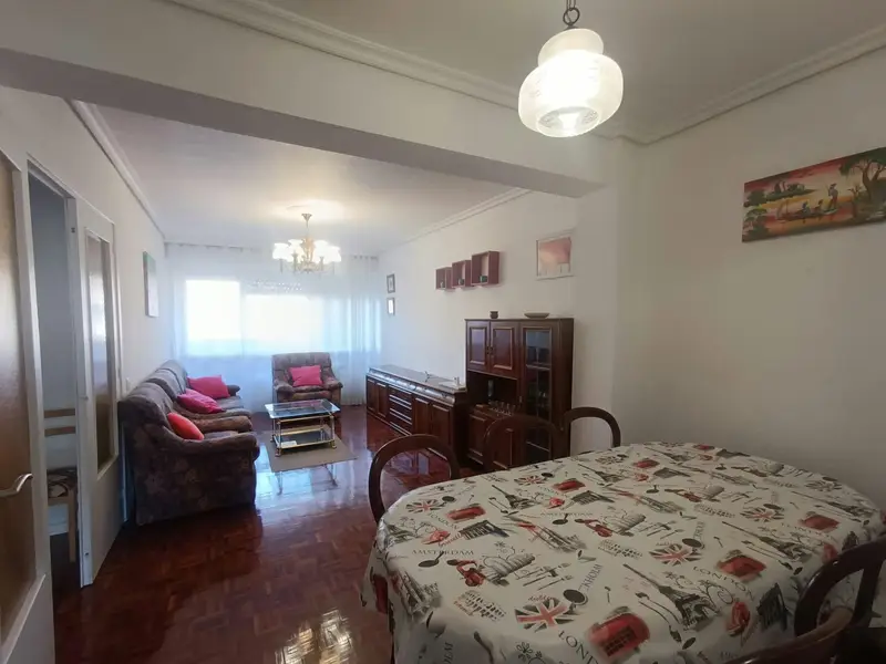 Habitacion Alquiler Pamplona Estudiantes Jovenes Profesionales
