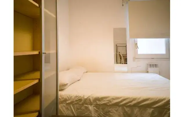 Apartamento 6 Dormitorios 3 Baños Barcelona Estudiantes