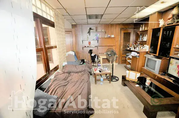 Casa en Xirivella Centro con 2 Terrazas y Balcón