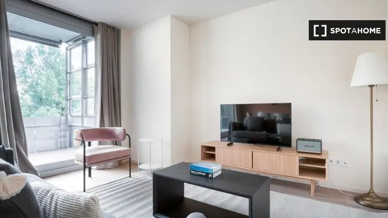 Apartamento en Alquiler Barcelona Carrer de Llull 2 dormitorios 1 bao