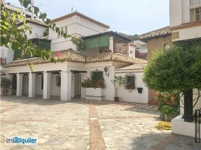 Alquiler Casa Amueblada La Herradura 3 Dormitorios 2 Baños Terraza