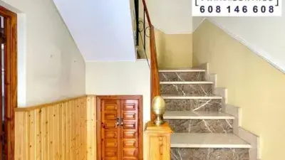 Casa adosada en venta en Zuera centro