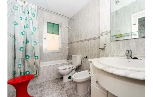 Habitacion 99m2 Madrid Alquiler Larga Temporada