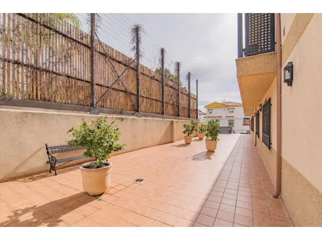 Piso en venta en H	jar Las Gabias