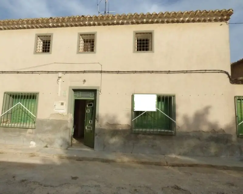 Casa Unifamiliar 347m2 4 Habitaciones Monóvar