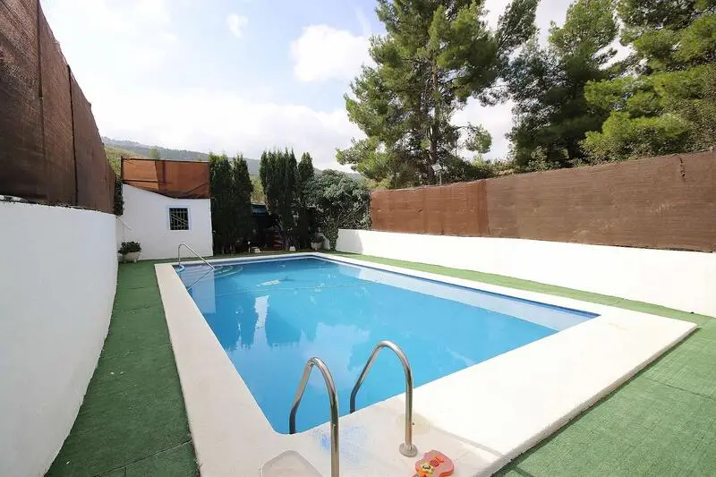 5 Dormitorios Casa Adosada con Piscina Casas del Señor Alicante