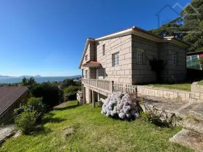 Casa en la Playa con Vistas a las Islas Cíes