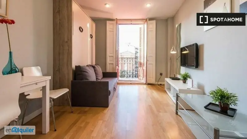 Apartamento en alquiler en Centro, Madrid