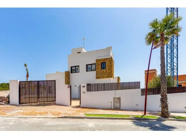 Chalets en Venta Finestrat con Piscina