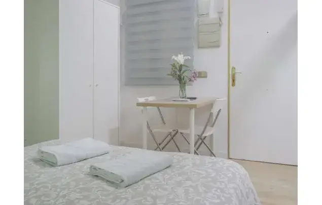 Estudio 28m² Madrid Embajadores Amueblado Aire Acondicionado Wifi