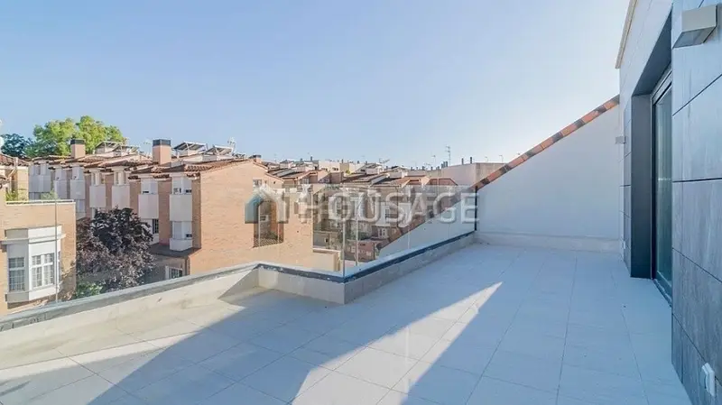 Chalet de Lujo con Aerotermia y Placas Fotovoltaicas en Madrid