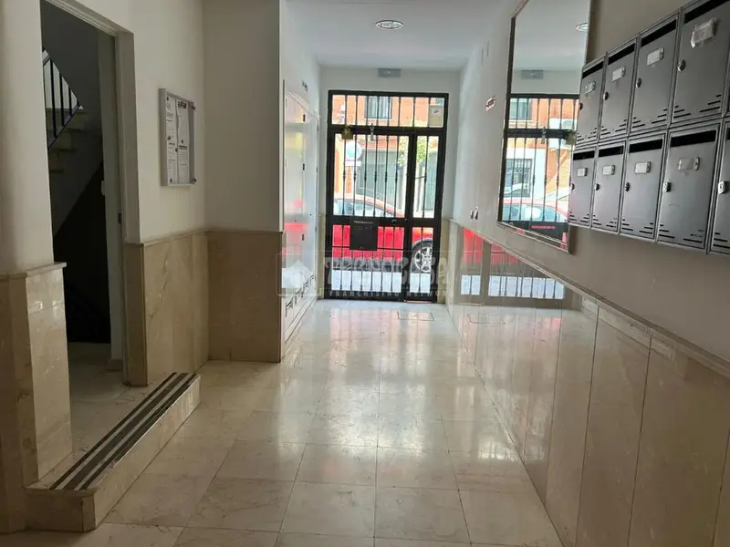 Piso Reformado en Matadero Huelva 2 Dormitorios Ascensor