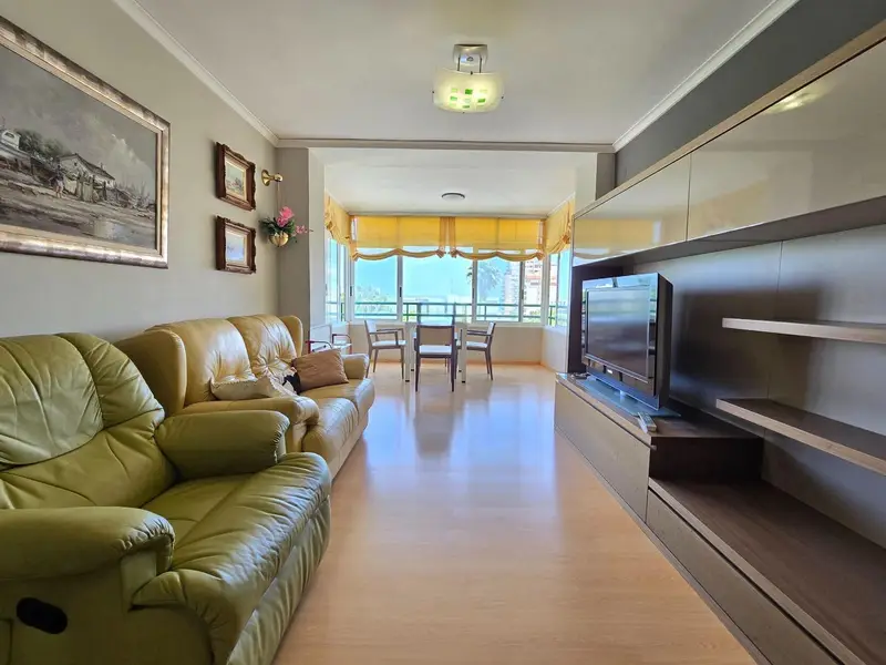 Apartamento en Gandia cerca de la playa con piscina