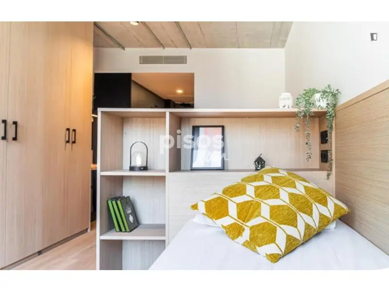 Habitacion en Residencia para Estudiantes cerca de Barcelona