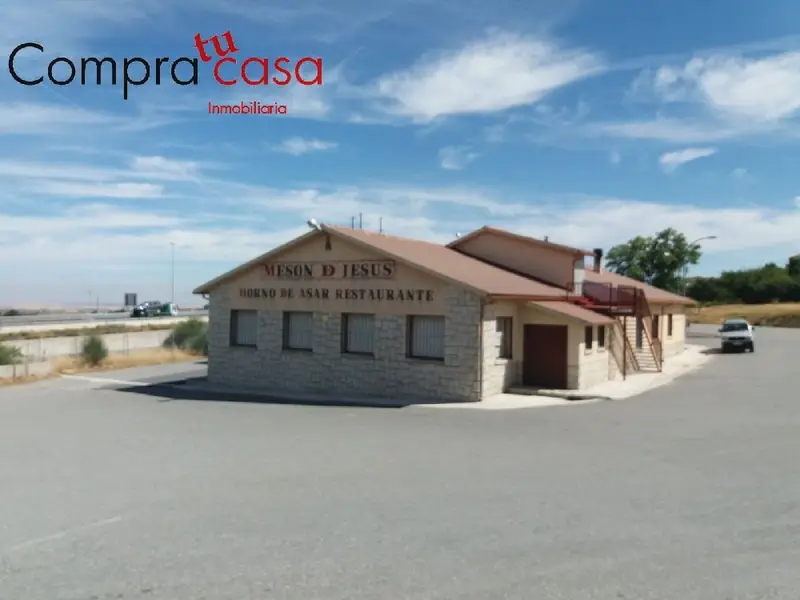 Venta Local Comercial Amueblado Otero de Herreros